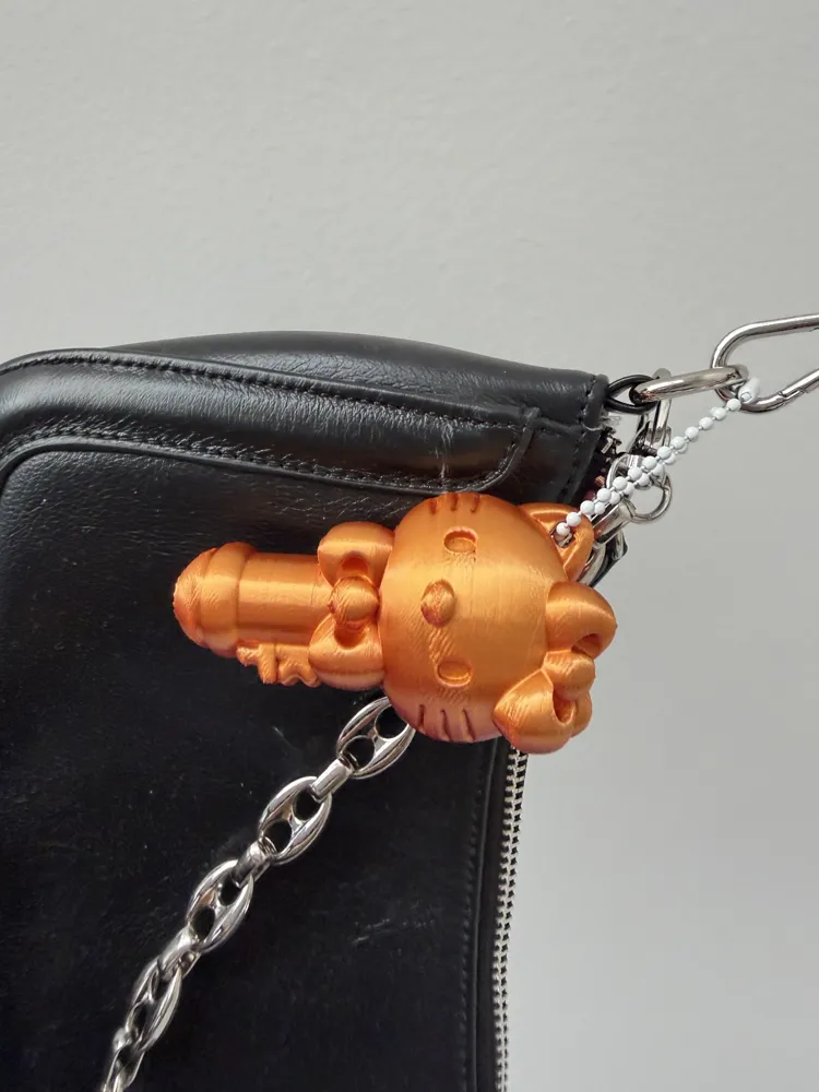 Hello Kitty Lucky Key Pendant - Free 3D Print Model - MakerWorld