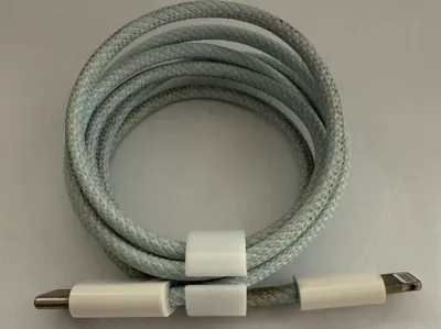 Data Cable On-Wire Organizer Clip