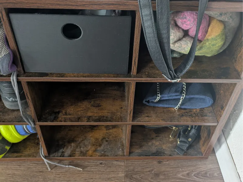 Stabile Box fürs Schuregal 