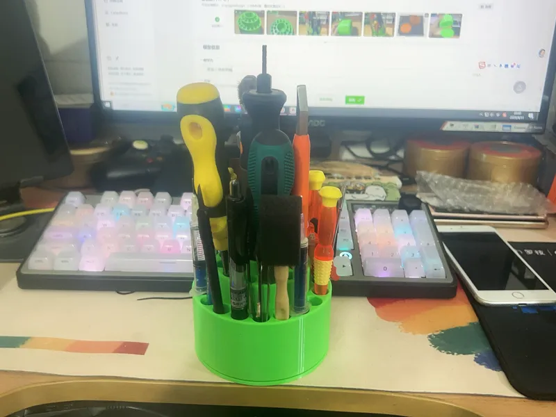 32孔桌面工具收纳桶