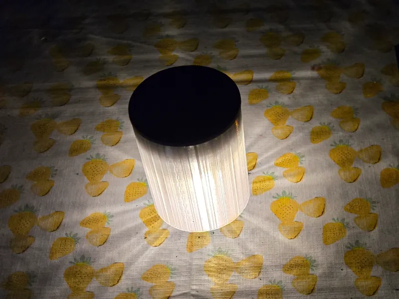 Einfache Solar LED Tischlampe
