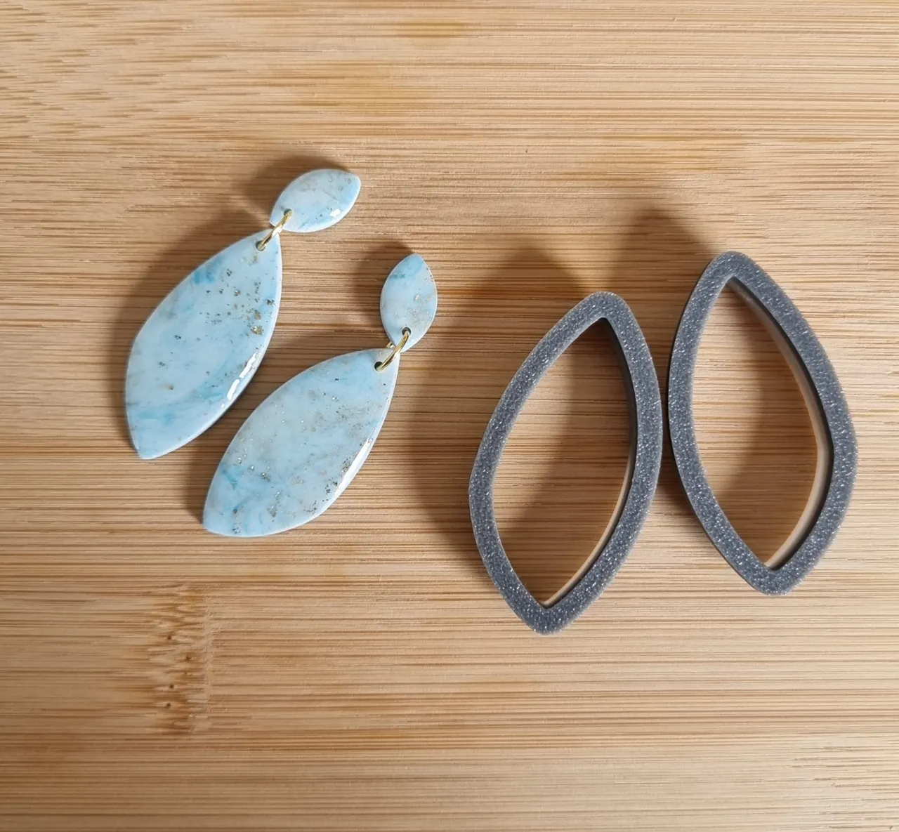 Clay earring cutter view 2