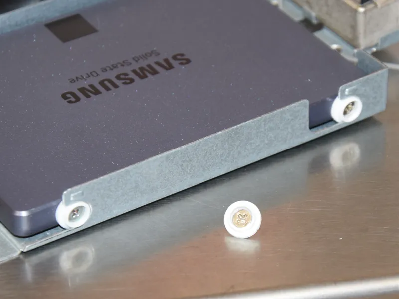 Lenovo ThinkCenter M600 M700 Tiny SSD Caddy Screw