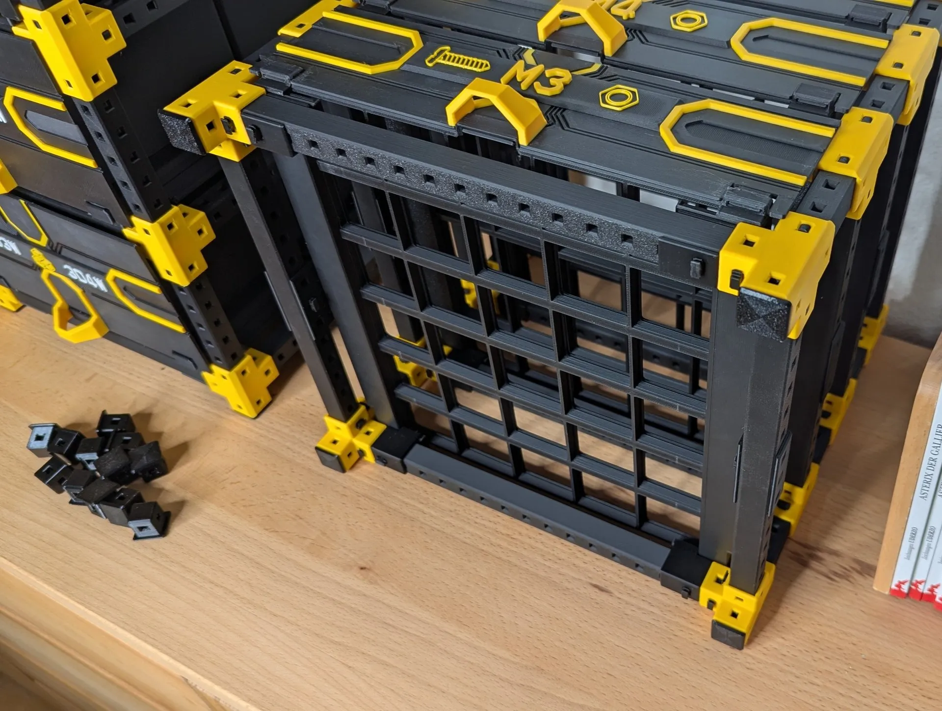 Rack bottom with all feet installed
