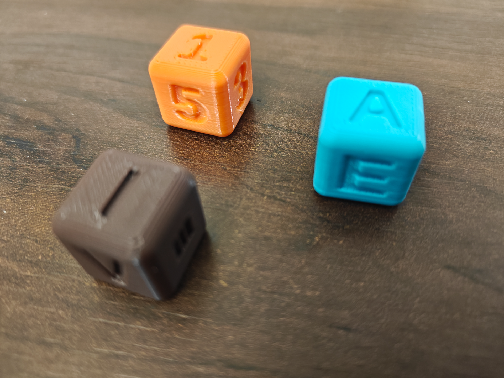 Parametric Rounded D6