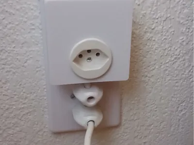 Shelly Socket Adapter