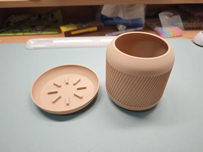 简约花盆 带托盘