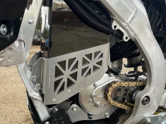 RM-E- Amorge CRF250 Battery Cage
