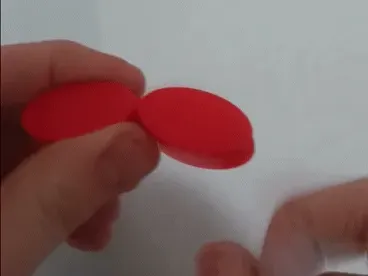 flicking fidget