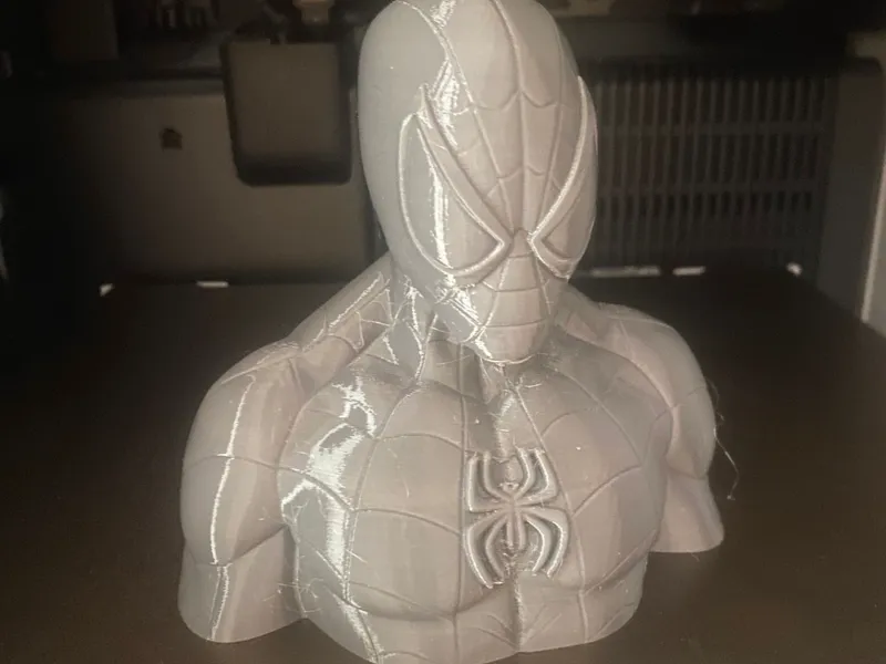 Busto homem aranha 