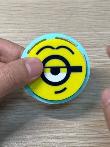 小黄人 Minions 指尖陀螺 解压玩具