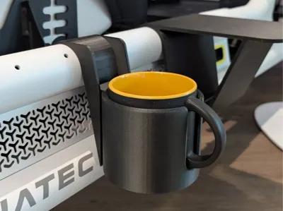 Fanatec GT Cockpit cupholder