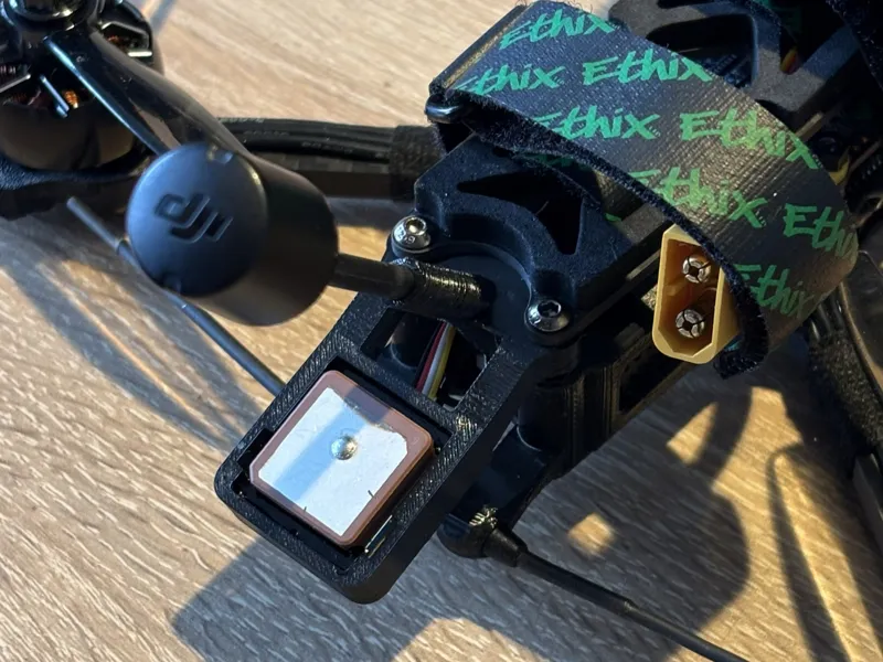 Blazo Evo V4 ( DJI O3 antenna & BN220 GPS mount )