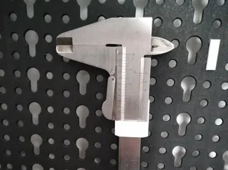 Caliper holder for Parkside pegboard