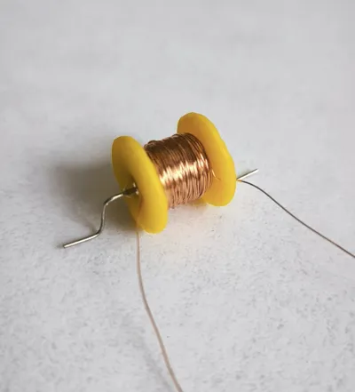 Bobbin for Self-Winding