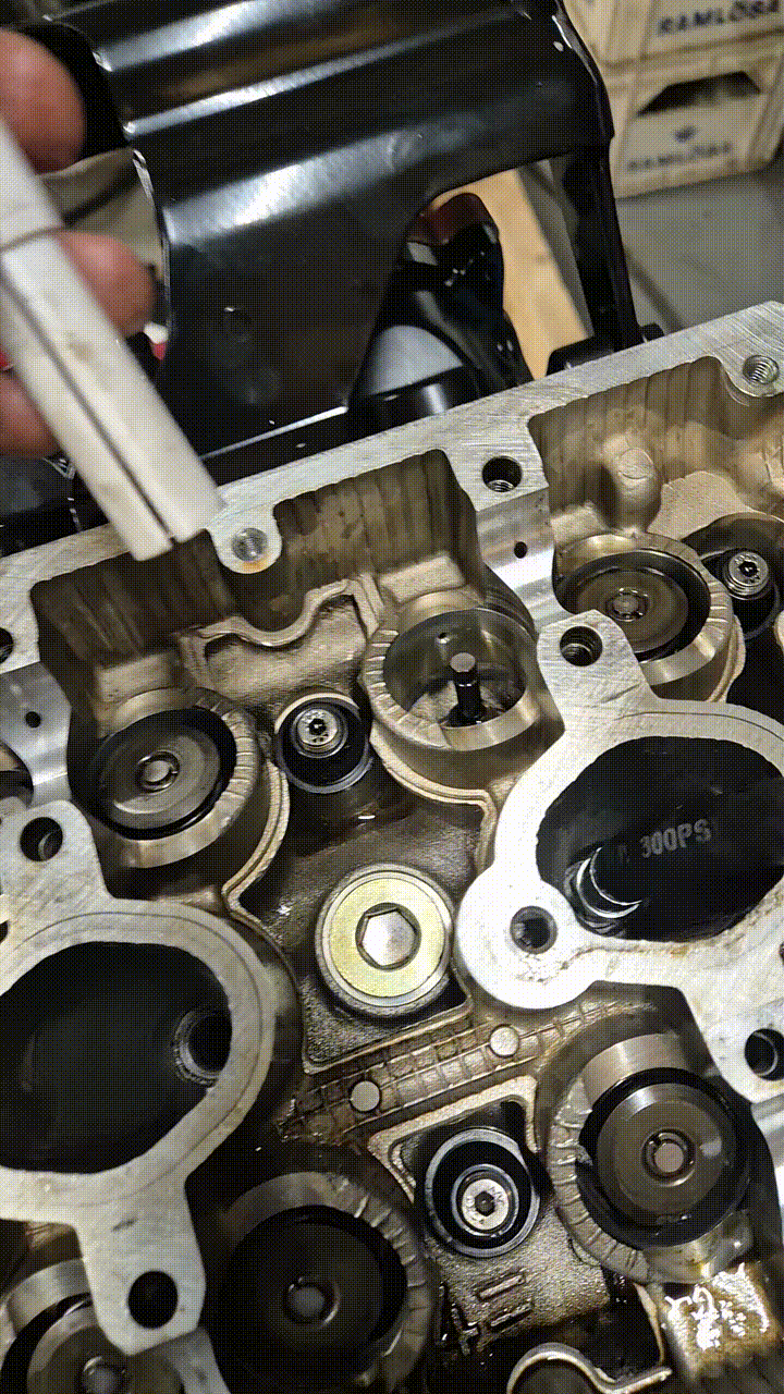 Subaru EJ205 Valve Stem Seal Puller