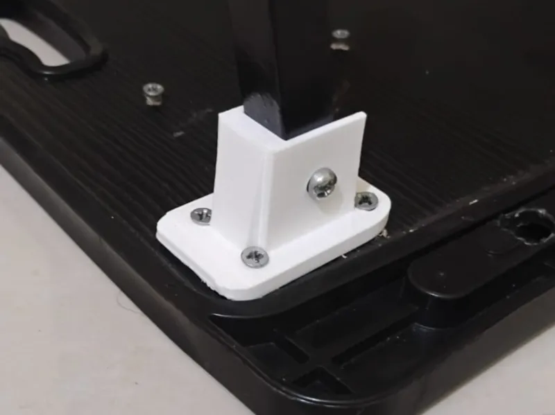 Foldable Laptop Table Joints