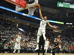 Giannis Antetokounmpo