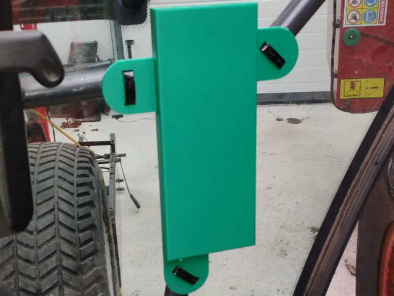 Stihl MSA140c Stand for Kubota Tractor