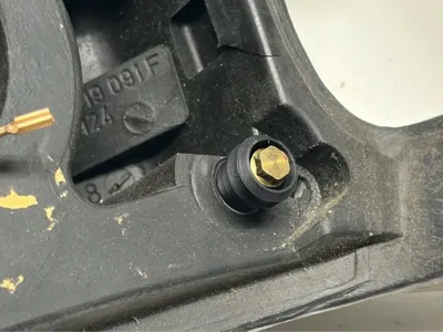 Audi 80 B3/B4 Horn holder