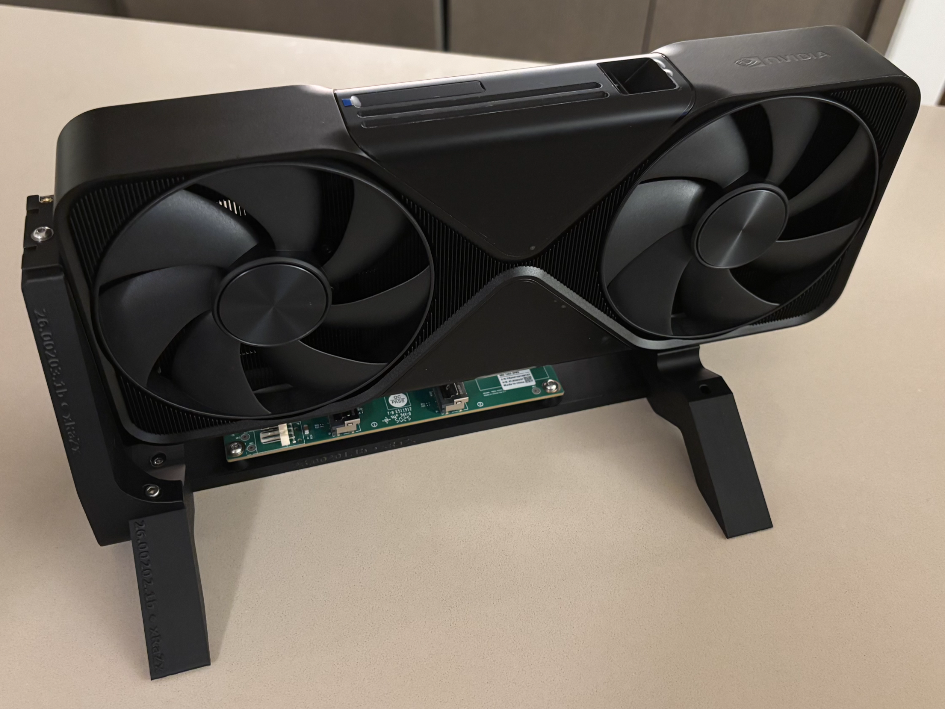PCIE Riser Tray/Stand