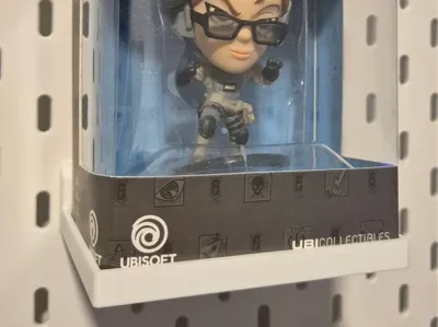 UbiCollectables vinyl figure box mount for Skadis