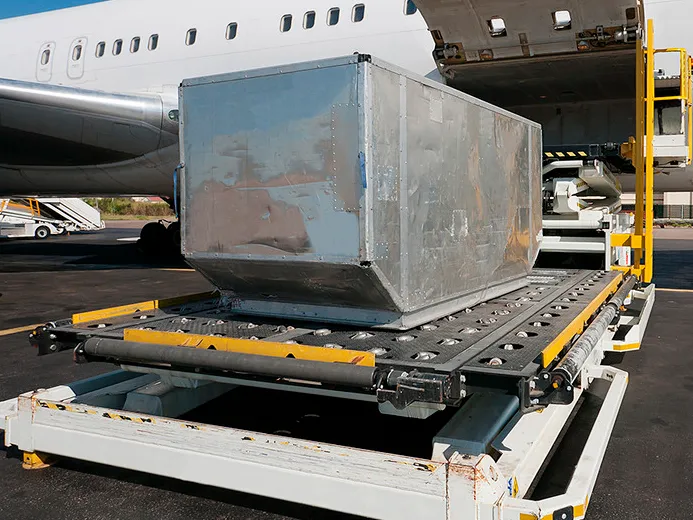 Airport Cargo Lifter