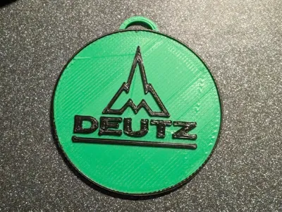 Deutz Old Logo Keychain