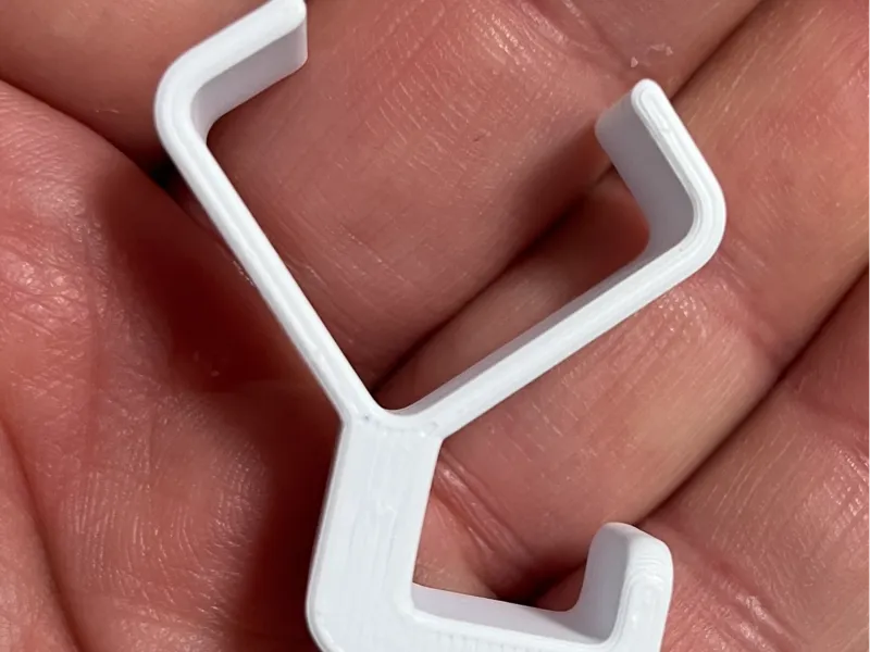 Scrunchie holder for a 20.75mm square bath bar