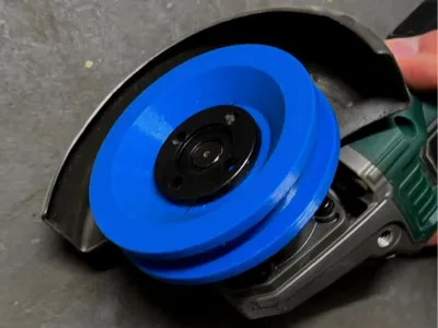 Pulley for an angle grinder