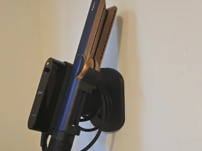 holder for the Dyson Airstrait