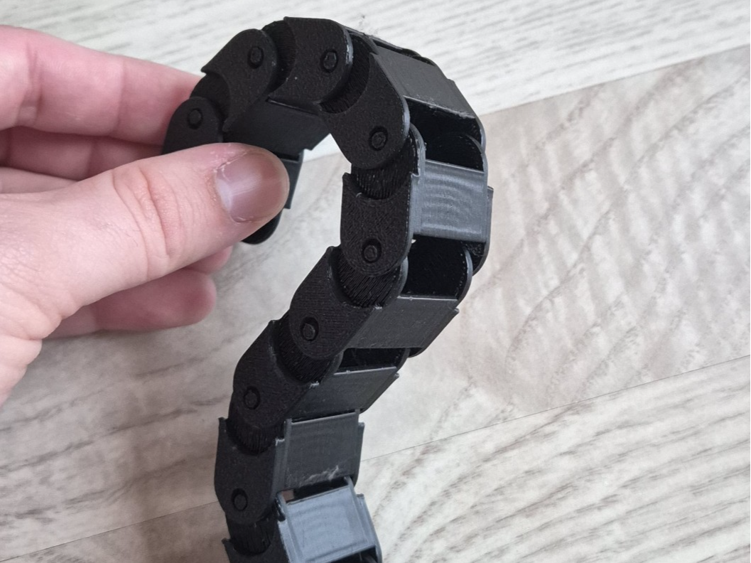Modular Cable Chain – Snap-Fit Design