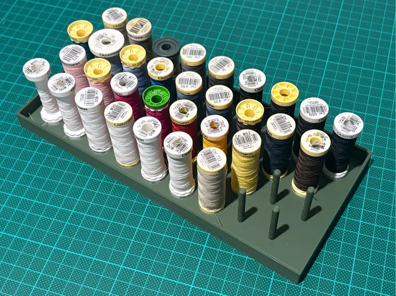 Thread/spool organiser