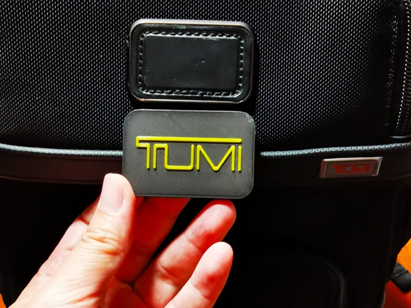 TUMI图标LOGO，背包装饰彰显个性