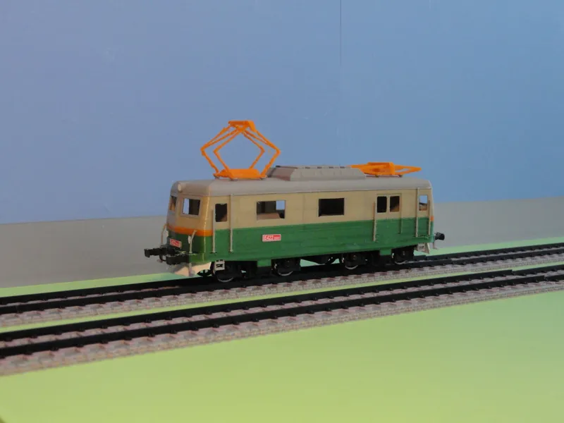 Electric Locomotive E422.0 ČSD "Bobinka" H0