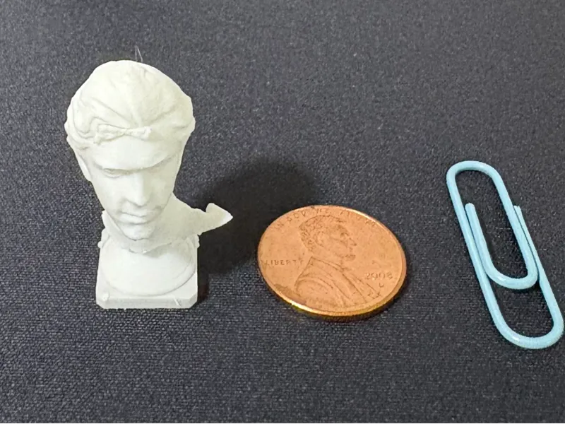 Extra smallTom Holland bust