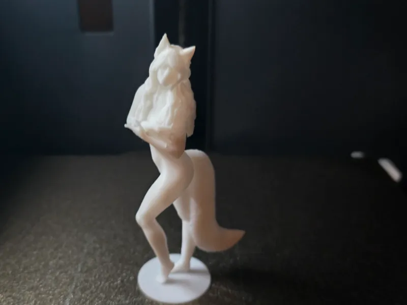 nackte Fuchsfrau