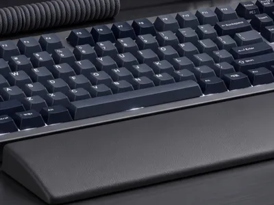 Keyboard wrist rest