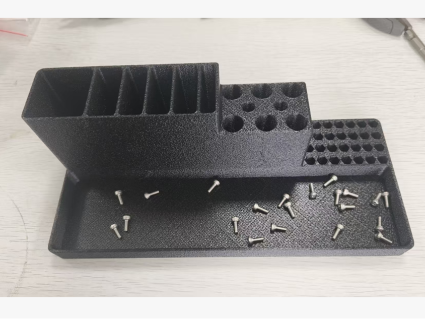 收纳工作台