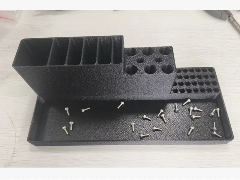 收纳工作台