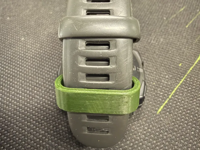 Garmin Instinct 人体工学舒适款表带连接器 / 适配器