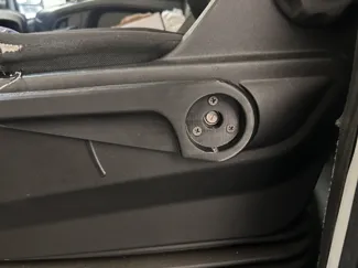 Iveco Daily Lever driver's seat
