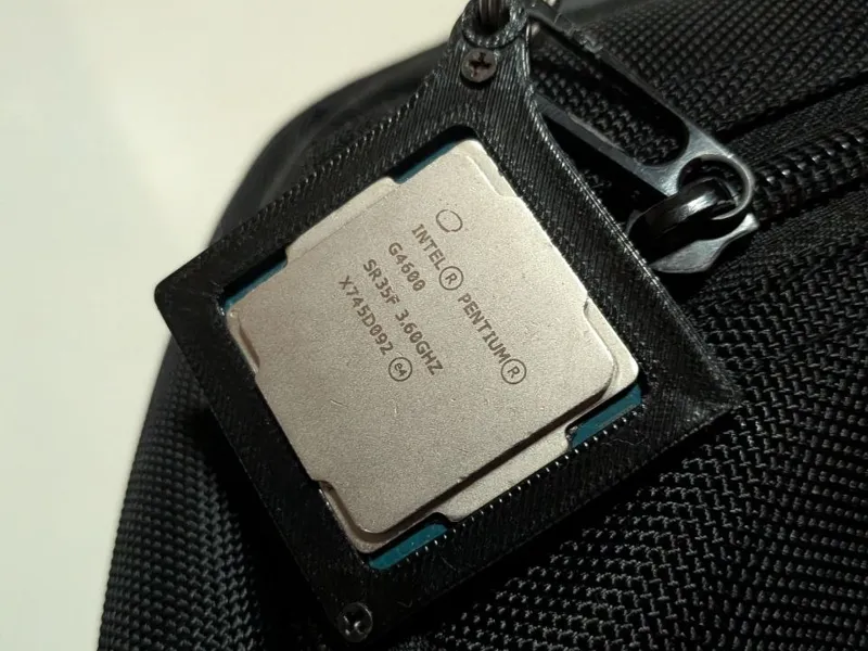 CoreKey - The Ultimate CPU Keychain Frame