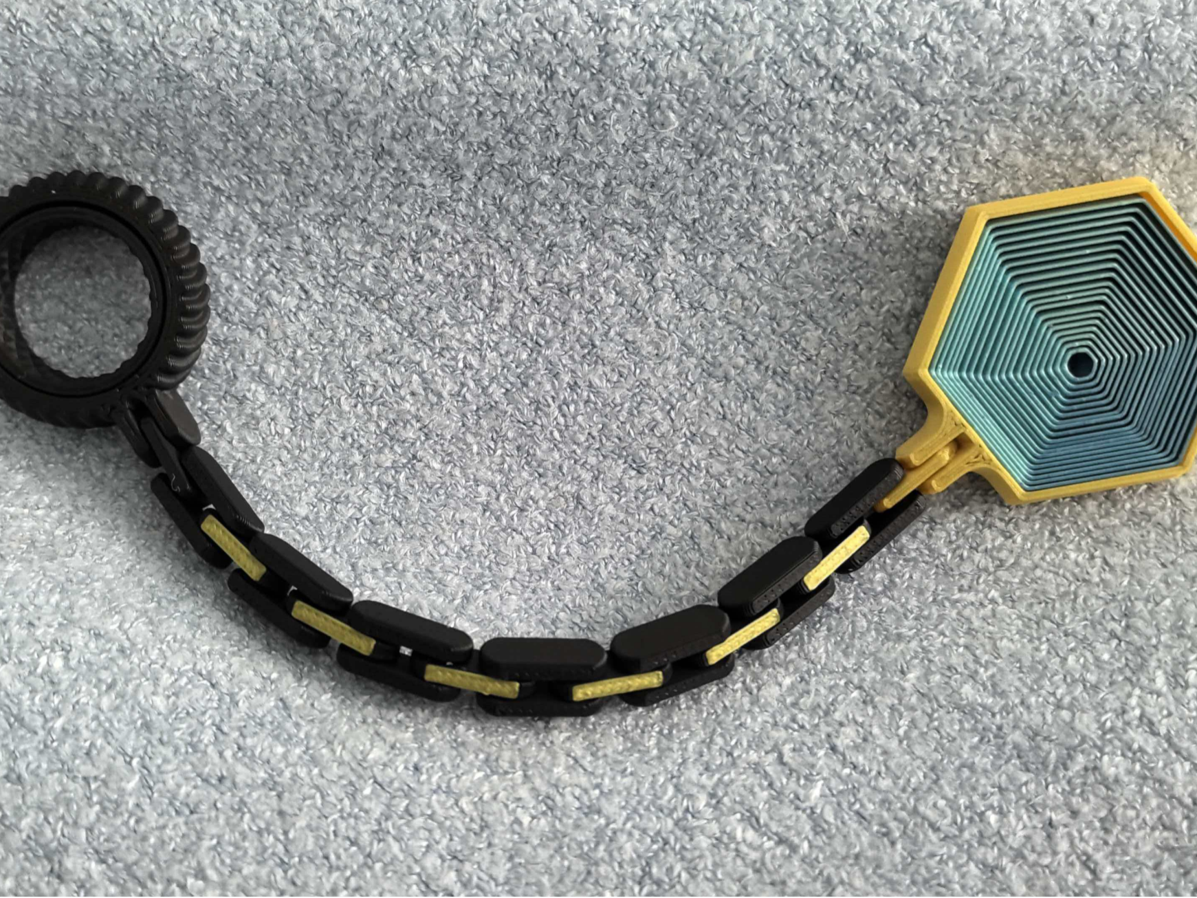 指环转转玩具