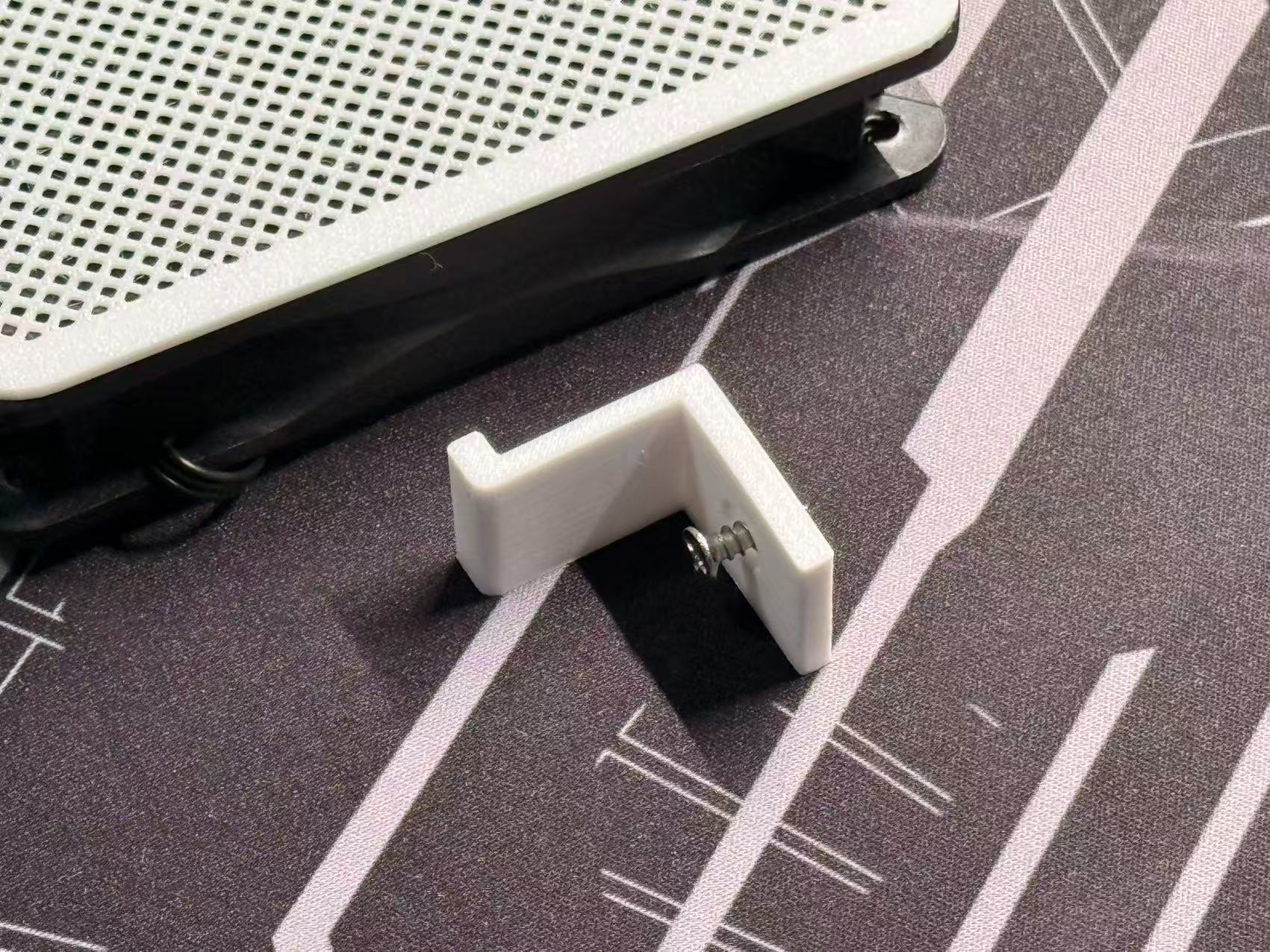 风扇简易卡扣