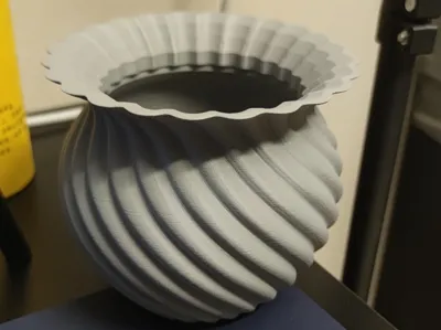 Spiral Pattern Pot