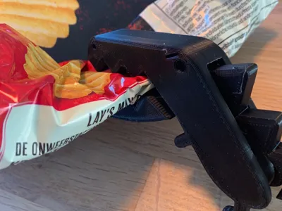 dino bag clip