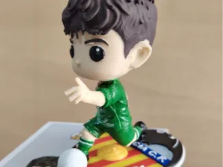 FUNKO JUGANDO AL FUTBOL