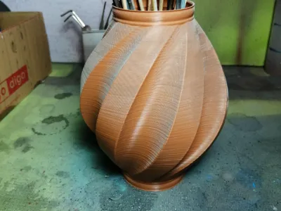 Spiral cube vase