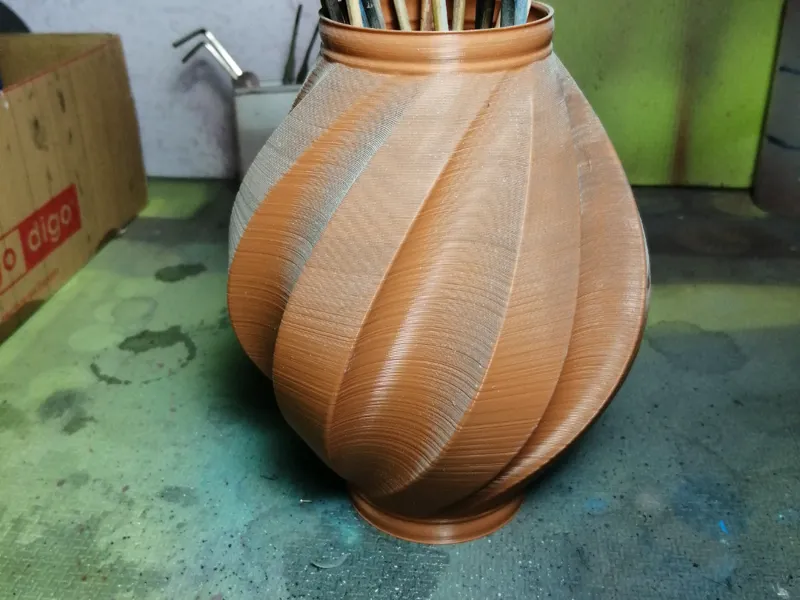jarron espiral florero cubo 
